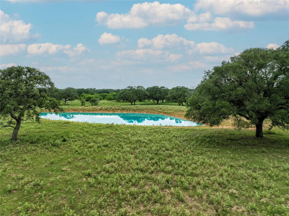 15545 TX-111 E Yoakum, TX 77995