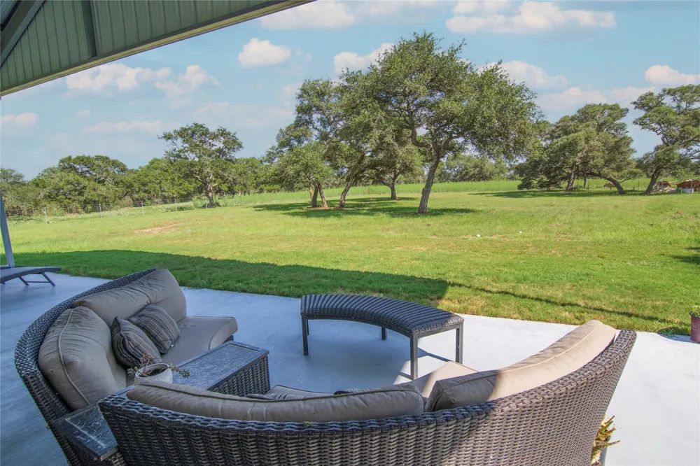 15545 TX-111 E Yoakum, TX 77995