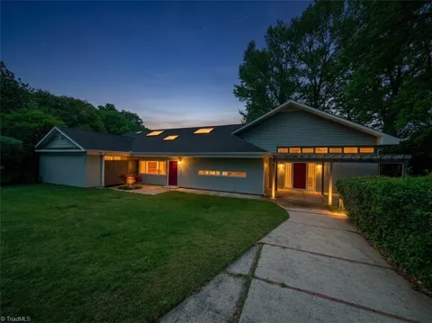 1844 Pennrose Drive