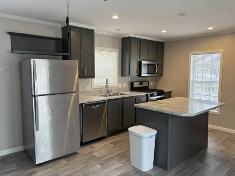 9103 Union Lot 5 Street