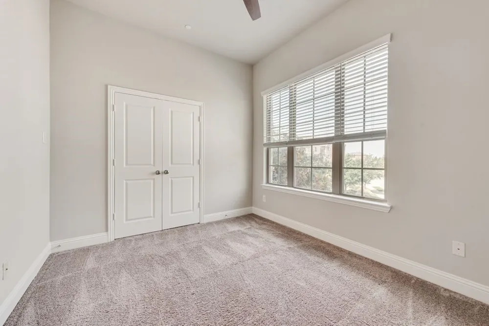 281 Scotia Street Lewisville, TX 75056