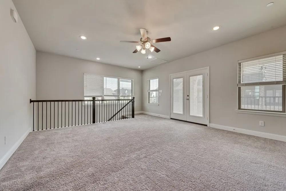 281 Scotia Street Lewisville, TX 75056
