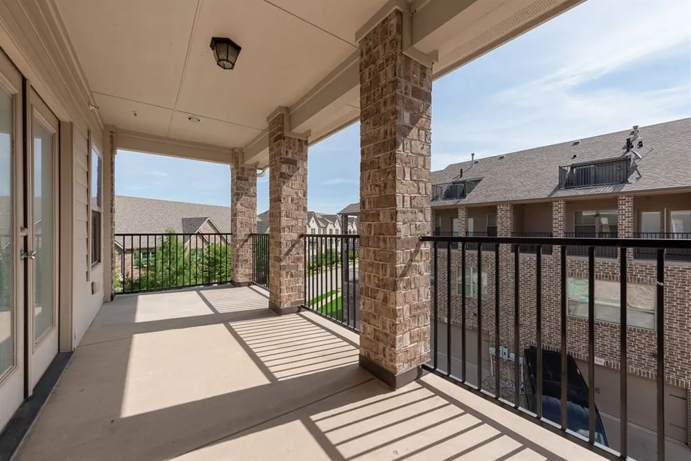 281 Scotia Street Lewisville, TX 75056