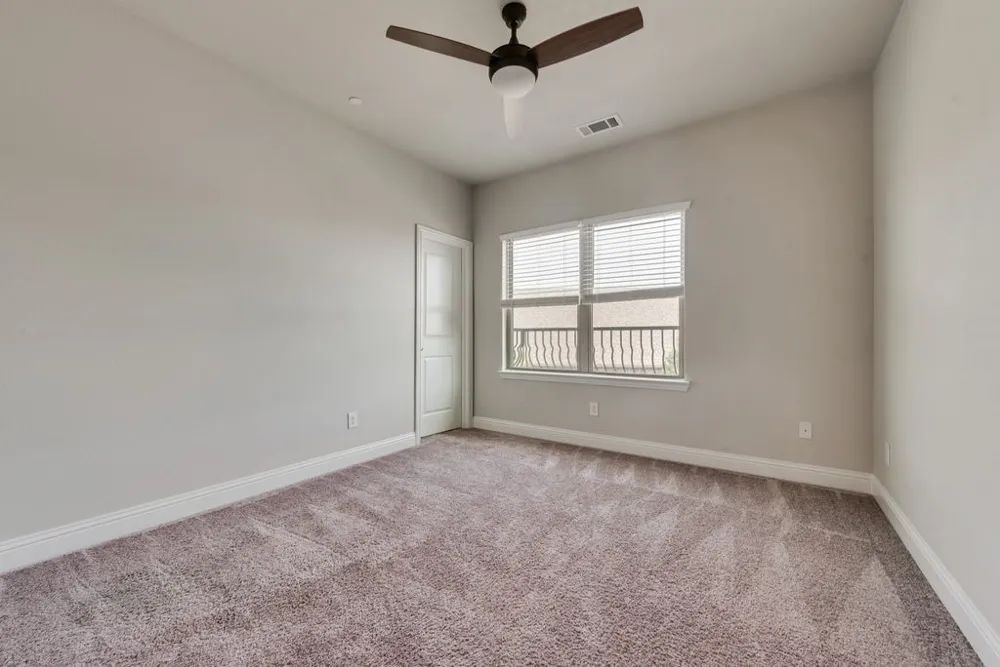 281 Scotia Street Lewisville, TX 75056