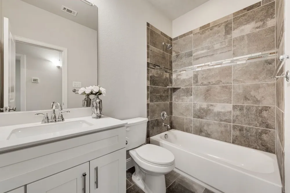 281 Scotia Street Lewisville, TX 75056