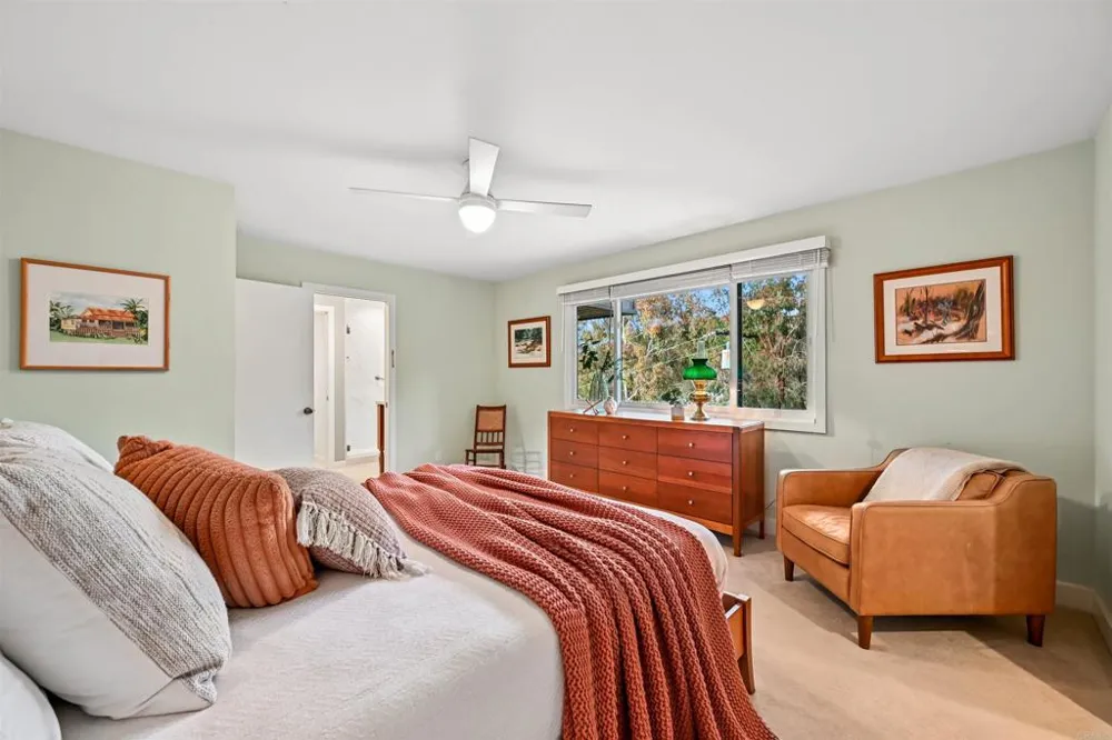 441 Holmwood Lane Solana Beach, CA 92075