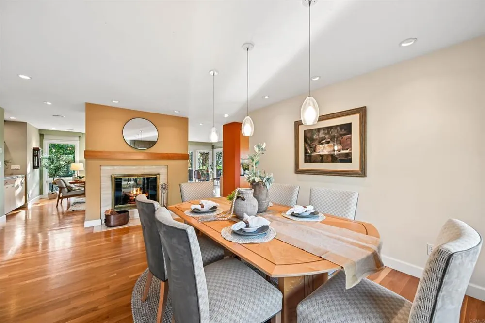 441 Holmwood Lane Solana Beach, CA 92075