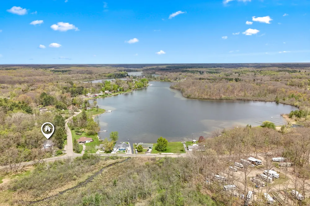 1050 Earlyn Drive Hillsdale, MI 49242