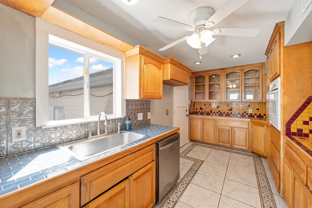 14322 Playa Del Rey Corpus Christi, TX 78418
