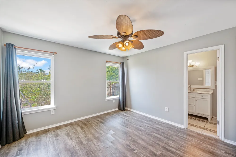 14322 Playa Del Rey Corpus Christi, TX 78418