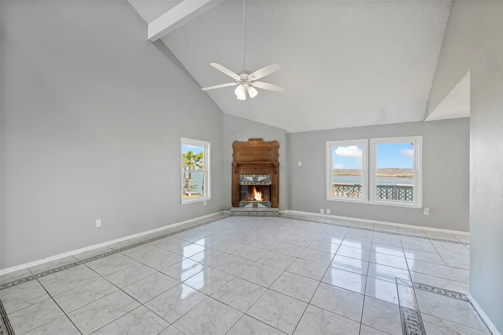 14322 Playa Del Rey Corpus Christi, TX 78418