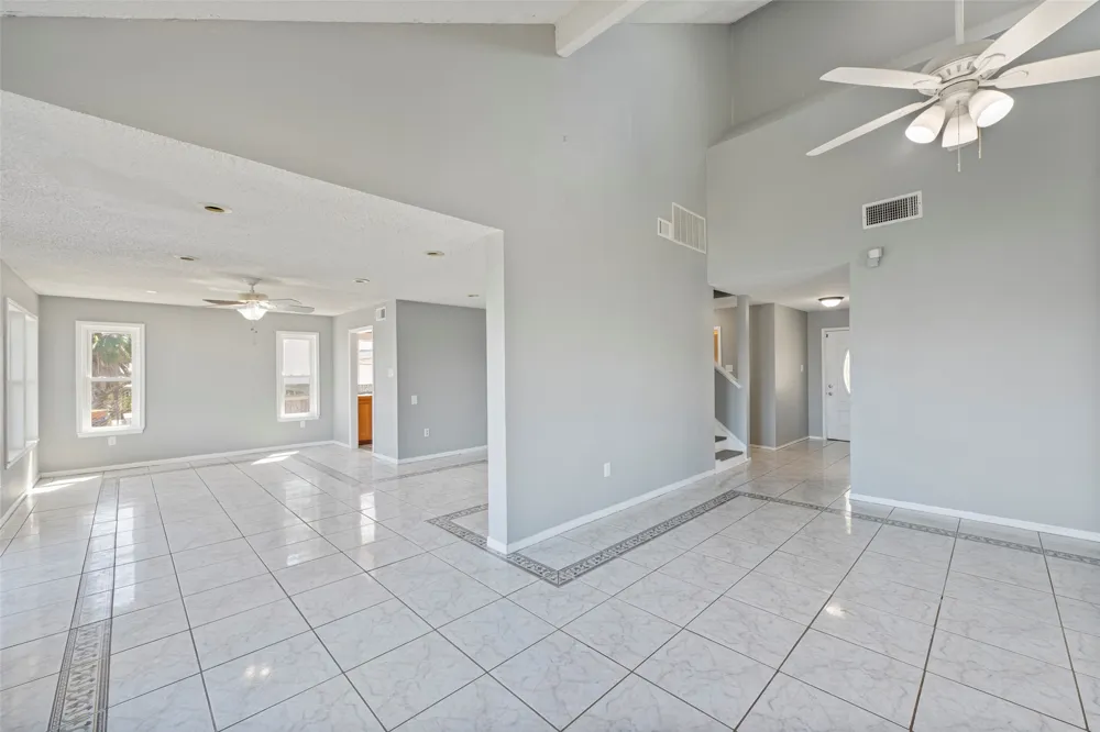 14322 Playa Del Rey Corpus Christi, TX 78418