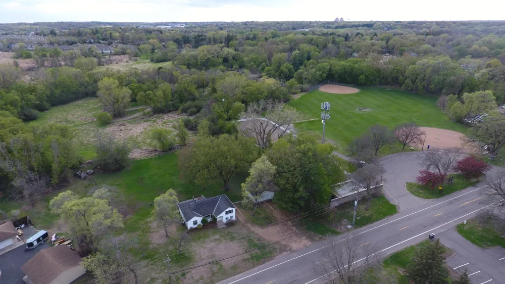 10715 Old Co Rd 15 Plymouth, MN 55441