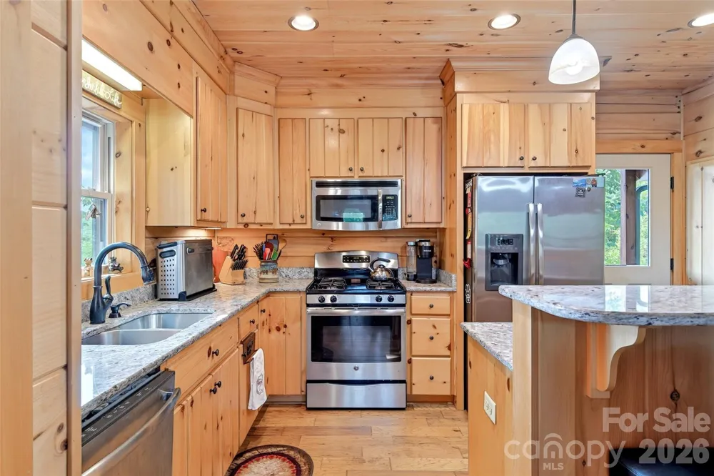 96 Boysenberry Drive Nebo, NC 28761