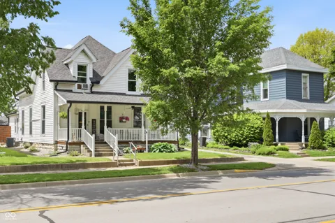 917 Main Street