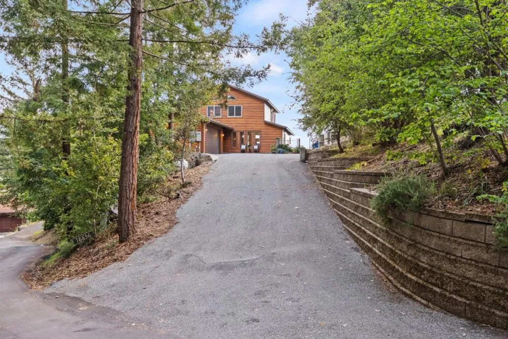 18836 Favre Ridge Road Los Gatos, CA 95033