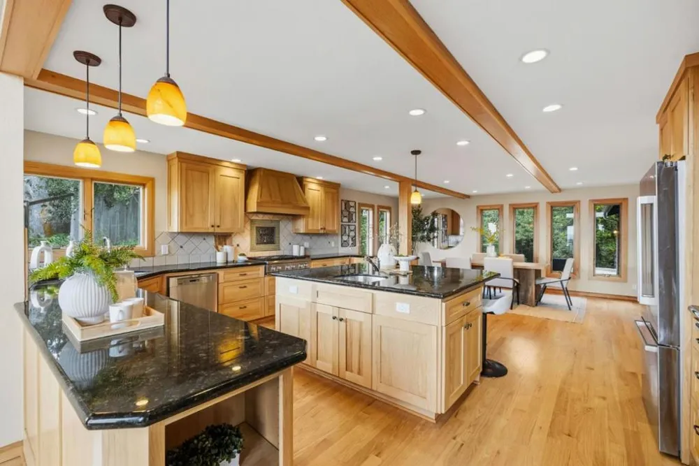 18836 Favre Ridge Road Los Gatos, CA 95033