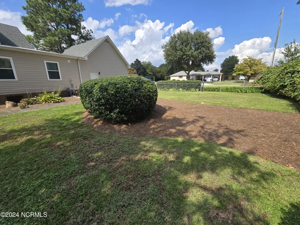 306 Pecan Lane Laurinburg, NC 28352