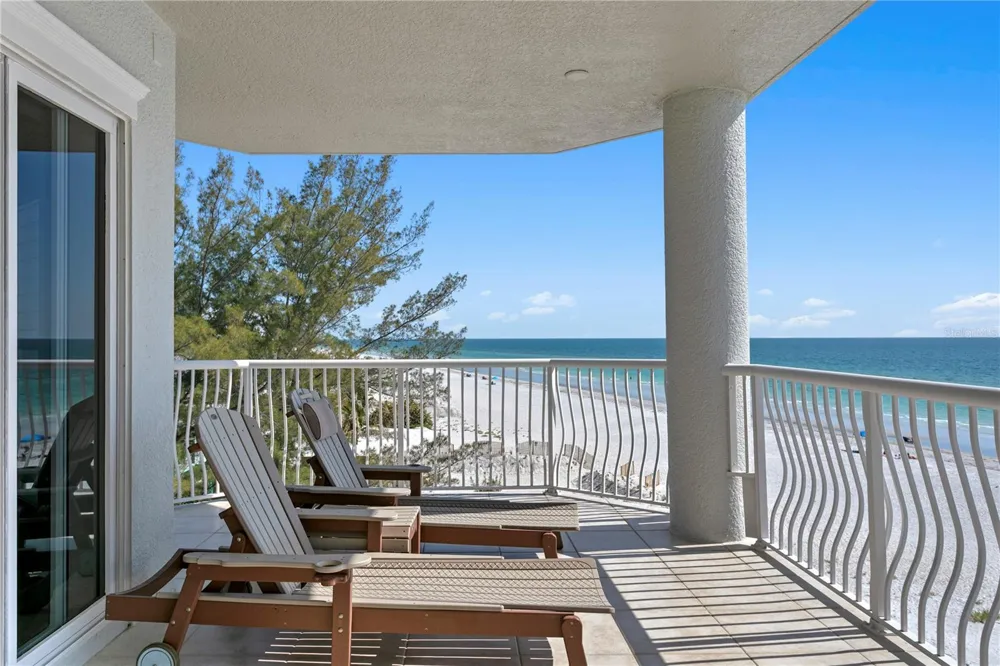 19730 GULF BOULEVARD #400 Indian Rocks Beach, FL 33785