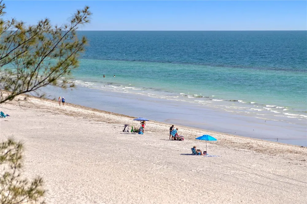19730 GULF BOULEVARD #400 Indian Rocks Beach, FL 33785