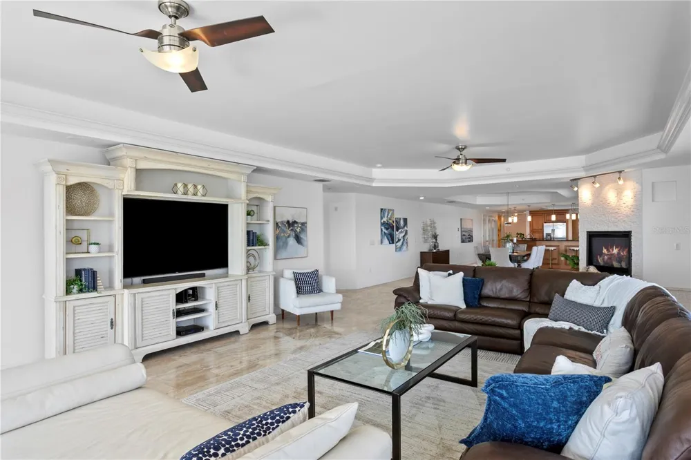 19730 GULF BOULEVARD #400 Indian Rocks Beach, FL 33785
