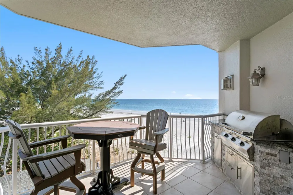 19730 GULF BOULEVARD #400 Indian Rocks Beach, FL 33785