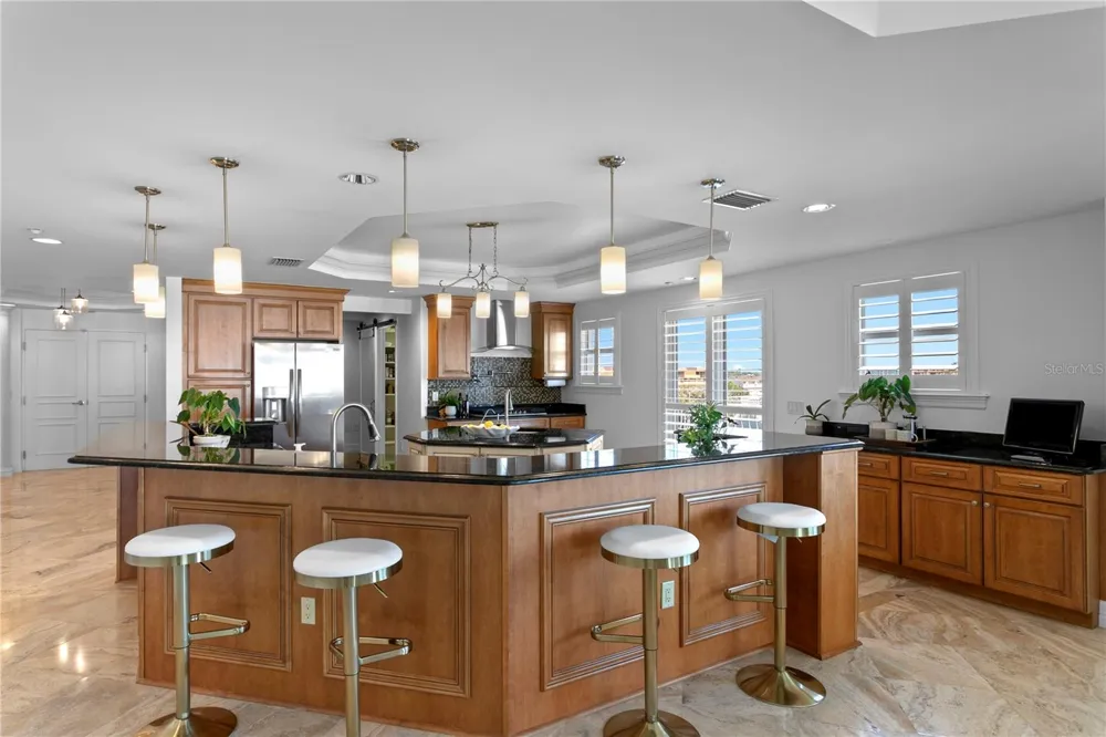 19730 GULF BOULEVARD #400 Indian Rocks Beach, FL 33785
