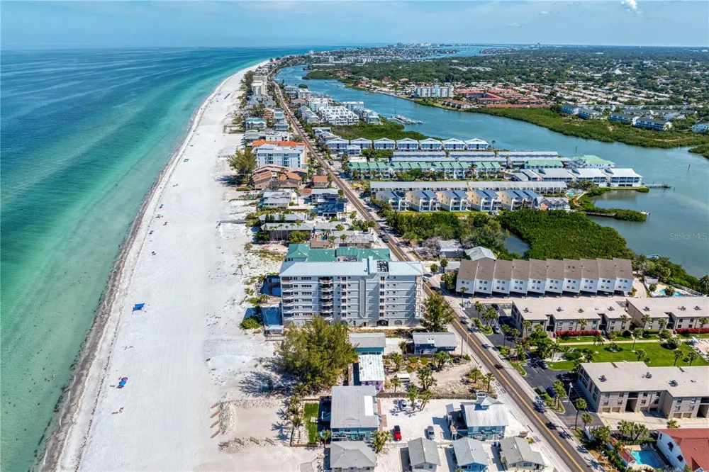 19730 GULF BOULEVARD #400 Indian Rocks Beach, FL 33785