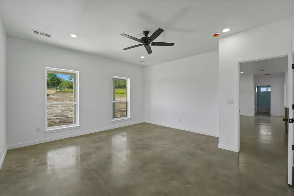 9391 Hajovsky Road La Grange, TX 78945