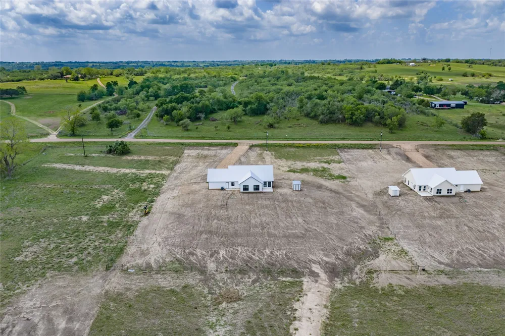 9391 Hajovsky Road La Grange, TX 78945