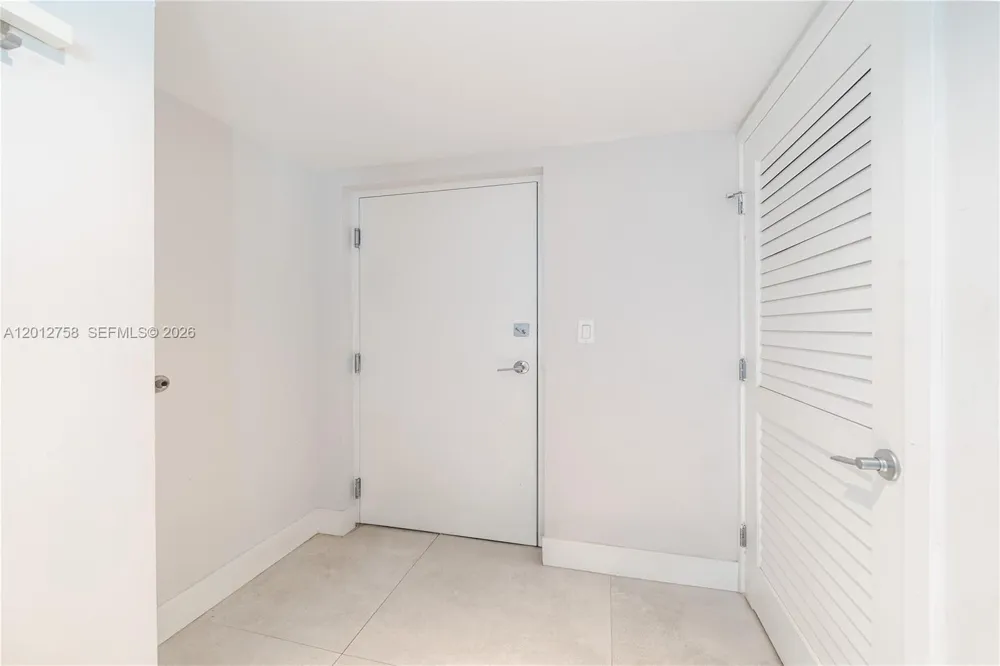 1133 102nd St #504 Bay Harbor Islands, FL 33154