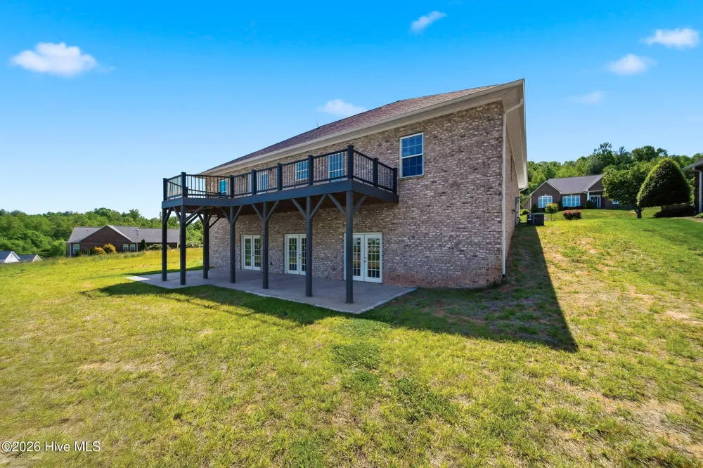 418 Huntington Woods Drive Lenoir, NC 28645