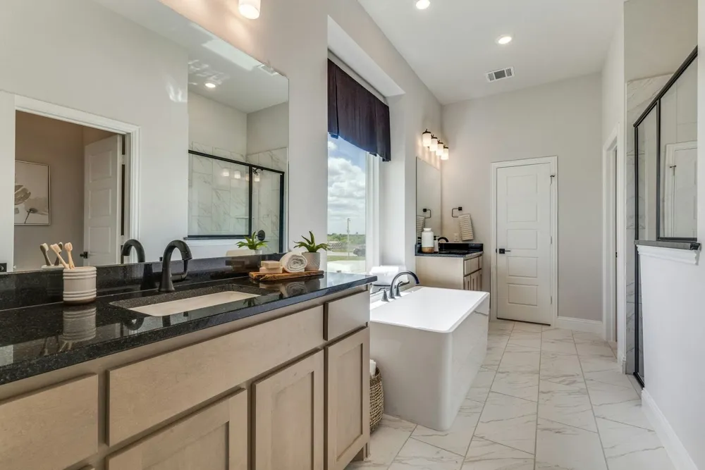 6704 Bassett Lane Mesquite, TX 75126