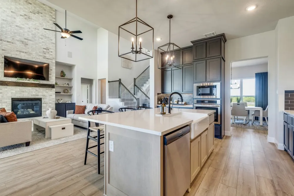 6704 Bassett Lane Mesquite, TX 75126