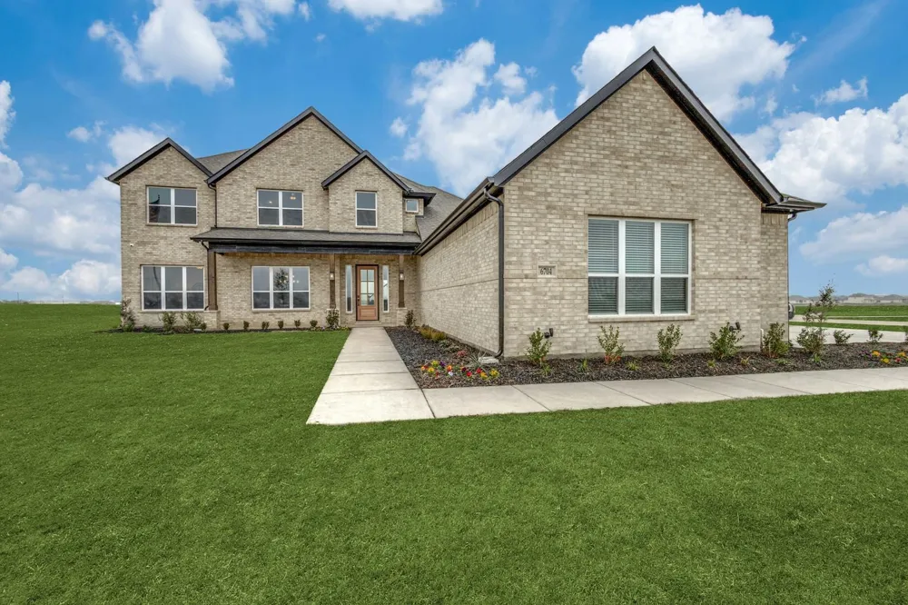 6704 Bassett Lane Mesquite, TX 75126