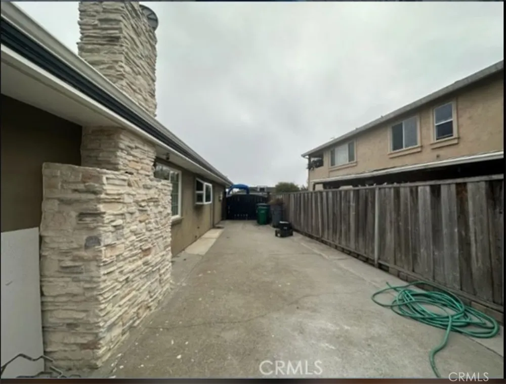 48 Jeanette Way Watsonville, CA 95076