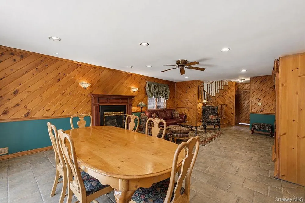 78-06 160th Avenue Howard Beach, NY 11414