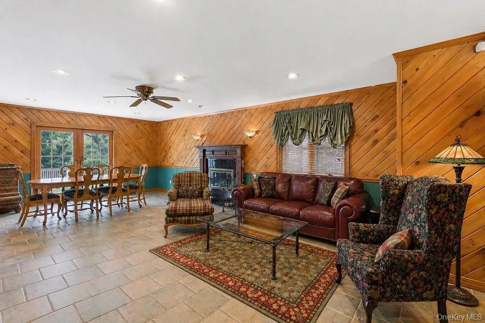78-06 160th Avenue Howard Beach, NY 11414