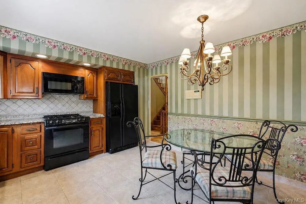78-06 160th Avenue Howard Beach, NY 11414