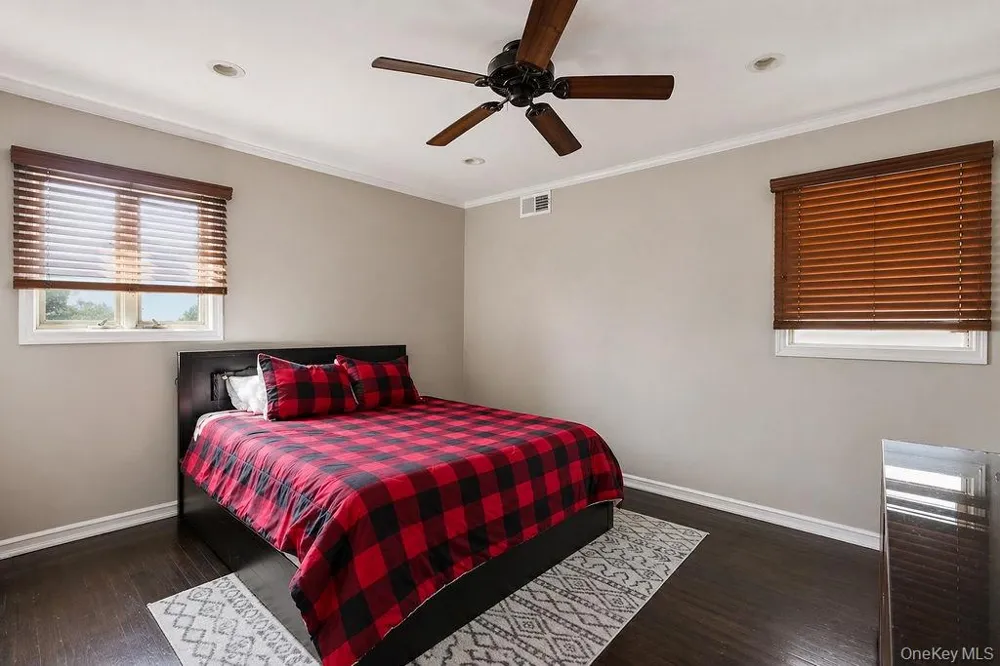 78-06 160th Avenue Howard Beach, NY 11414
