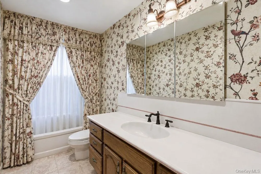 78-06 160th Avenue Howard Beach, NY 11414
