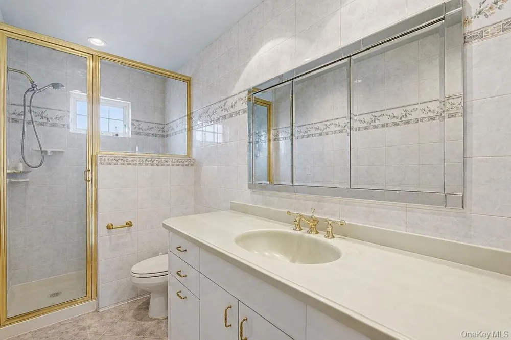 78-06 160th Avenue Howard Beach, NY 11414