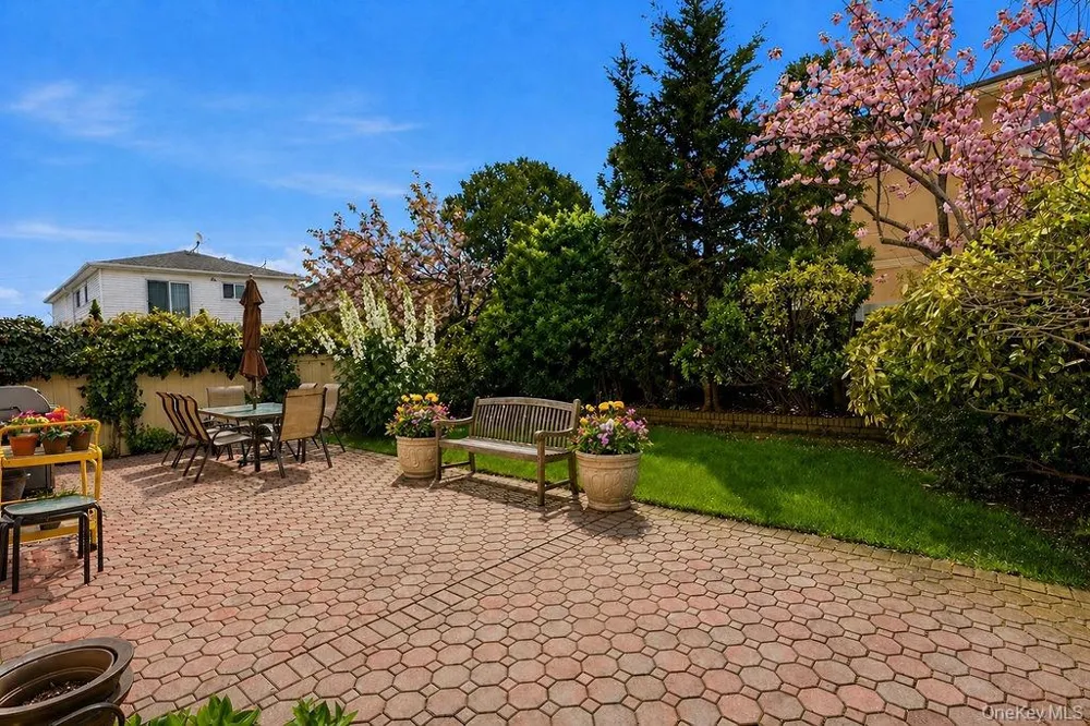 78-06 160th Avenue Howard Beach, NY 11414