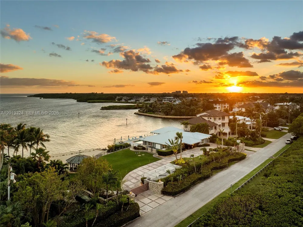 720 Lugo Ave Coral Gables, FL 33156