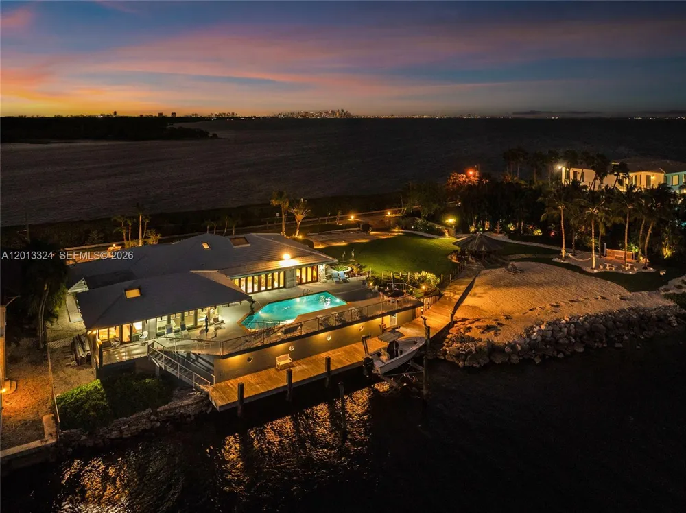 720 Lugo Ave Coral Gables, FL 33156
