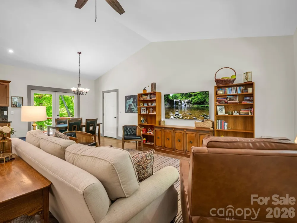 135 Half Moon Lane Brevard, NC 28712