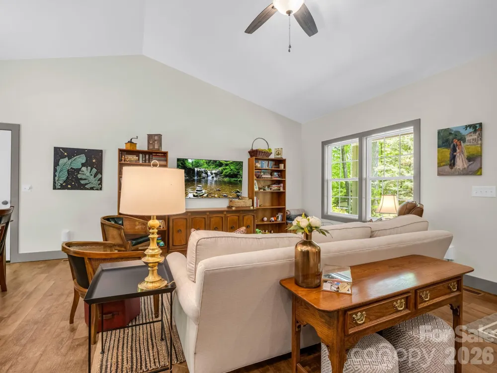 135 Half Moon Lane Brevard, NC 28712