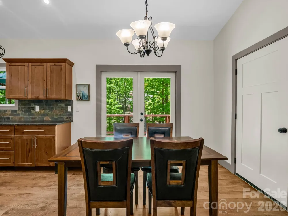 135 Half Moon Lane Brevard, NC 28712