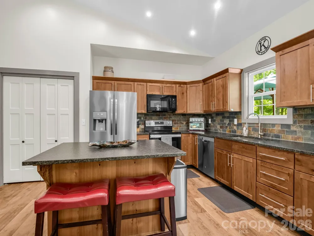 135 Half Moon Lane Brevard, NC 28712