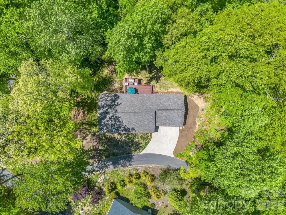 135 Half Moon Lane Brevard, NC 28712